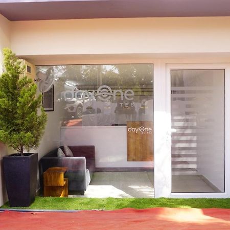 Dayone Suites Bangalore Exterior photo