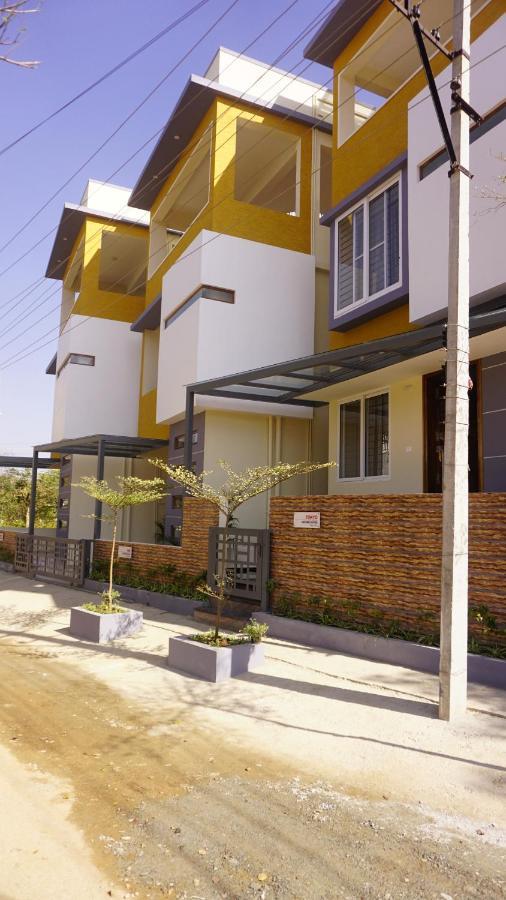 Dayone Suites Bangalore Exterior photo
